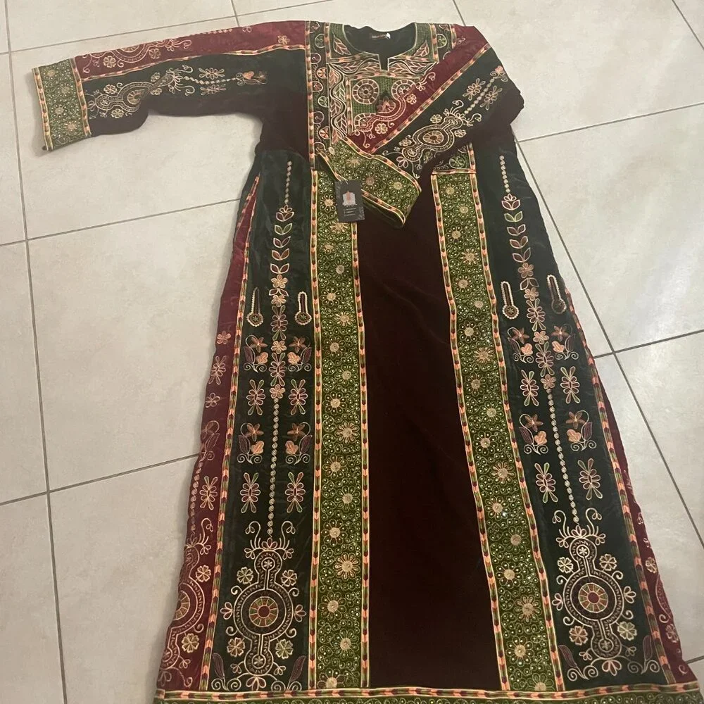 NWT Palestinian )Fire and Heaven) Janna and Naar Thobe Kaftan sz XL - Picture 2 of 7